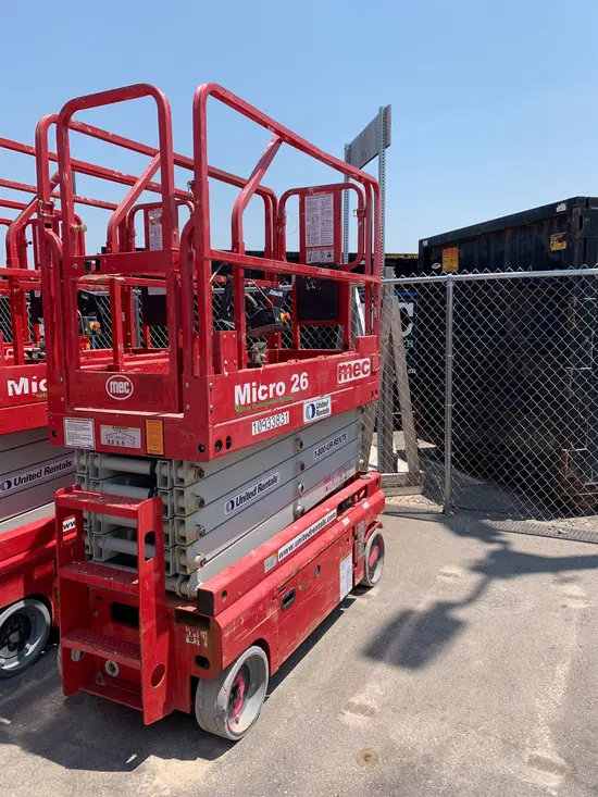 2019 MEC MICRO 26 Scissor Lift