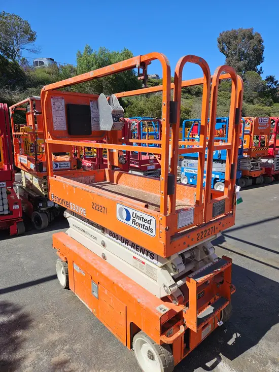 2019 Snorkel S3219E Scissor Lift