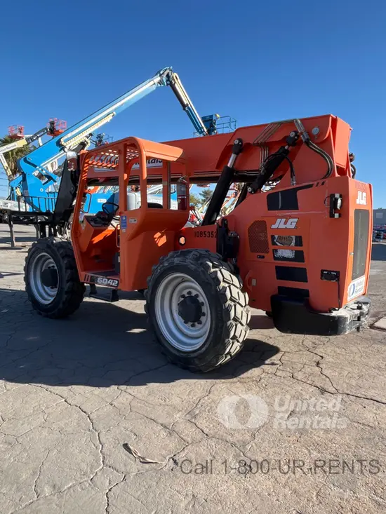 2018 SKYTRAK 6042 Forklift