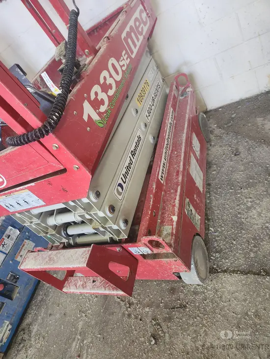 2019 MEC 1330SE Scissor Lift