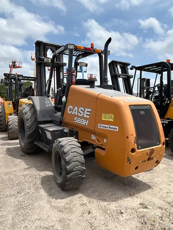 2018 Case 588H Forklift