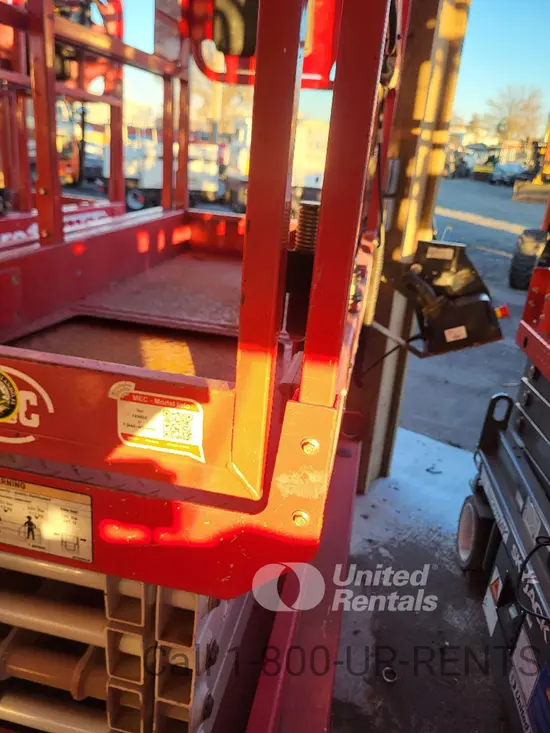2019 MEC MICRO 19 Scissor Lift