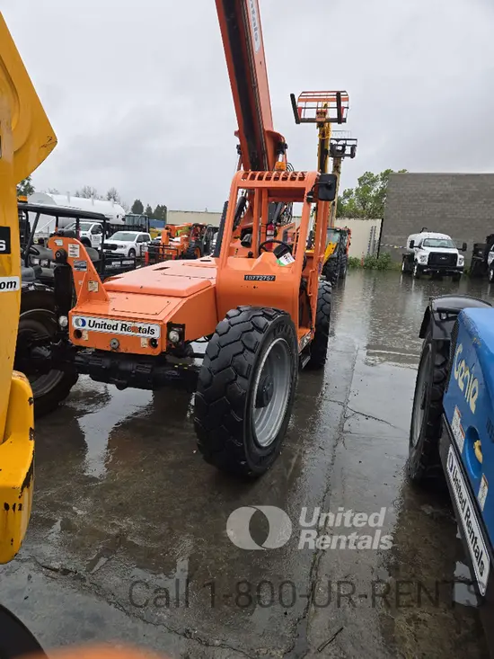 2018 SKYTRAK 8042 Forklift
