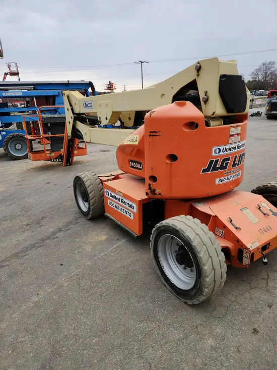 2015 JLG E450AJ Articulating Boom Lift