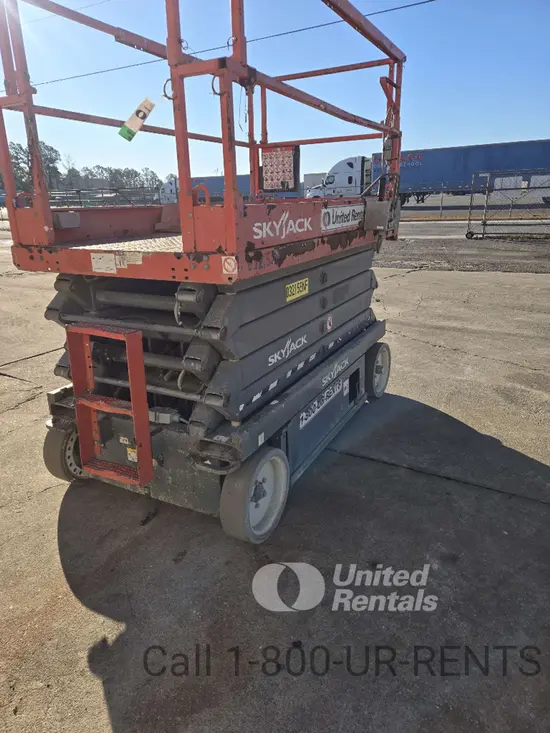 2017 Skyjack SJIII4632 Scissor Lift