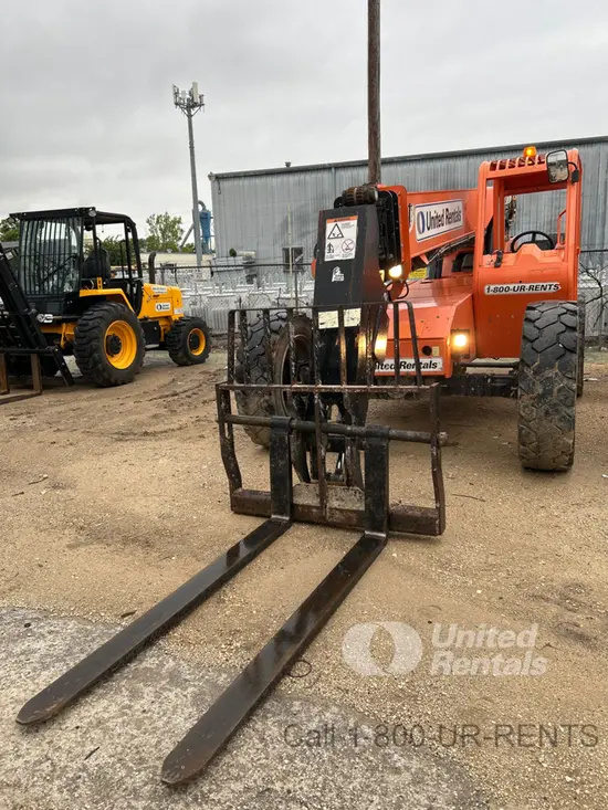 2018 SKYTRAK 6042 Forklift