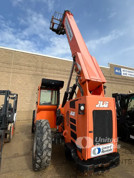 2018 SKYTRAK 6042 Forklift