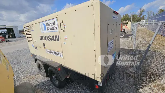 2020 Doosan XP825/HP750WCU Air Compressor