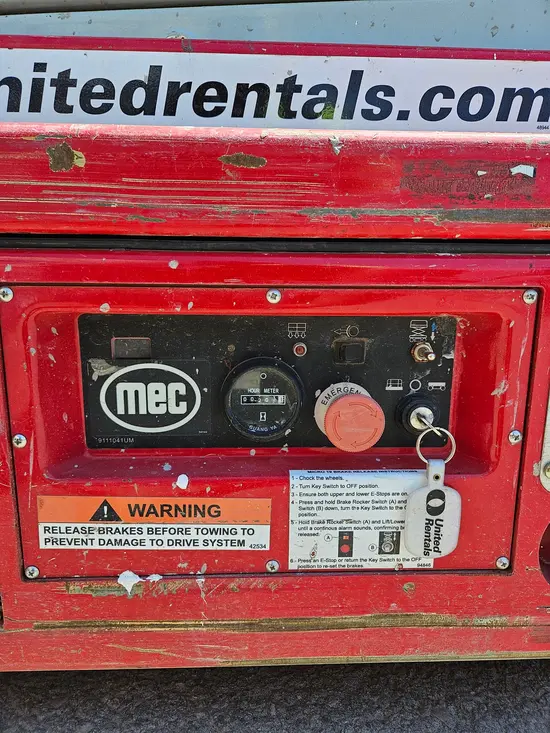 2018 MEC MICRO 19 Scissor Lift