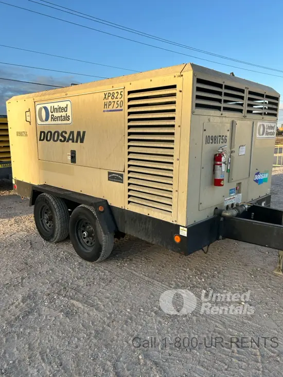 2019 Doosan XP825/HP750WCU Air Compressor