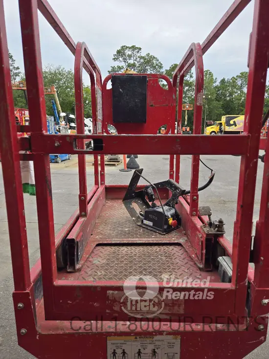 2018 MEC MICRO 19 Scissor Lift