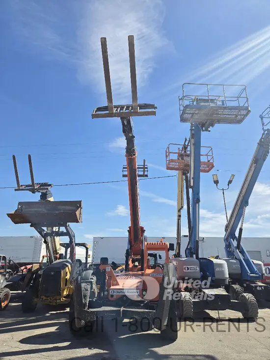2018 SKYTRAK 10054 Forklift