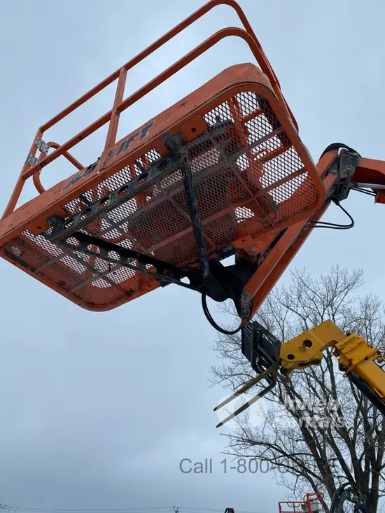 2015 JLG E450AJ Articulating Boom Lift