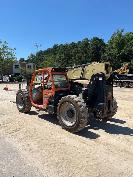 2017 JLG 742 Forklift