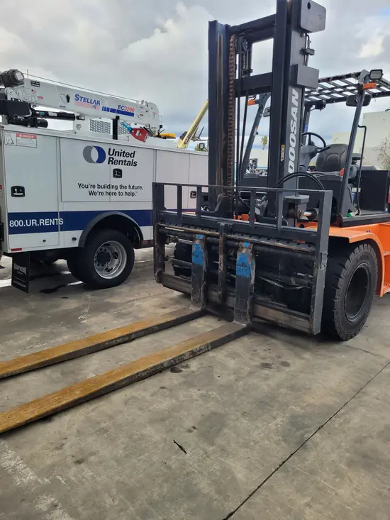 2020 Doosan D90S-7 Warehouse Forklift