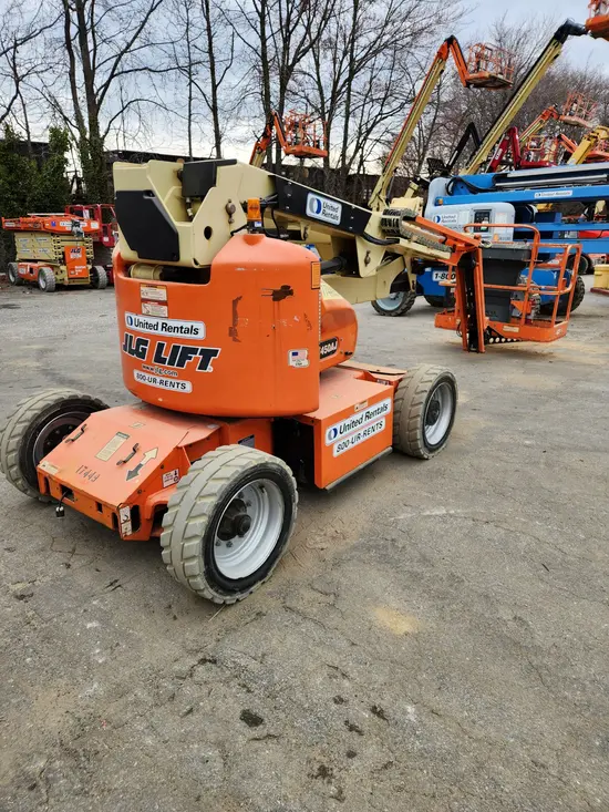 2015 JLG E450AJ Articulating Boom Lift