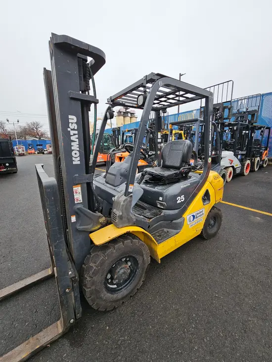 2019 Komatsu FG25T-16 Warehouse Forklift