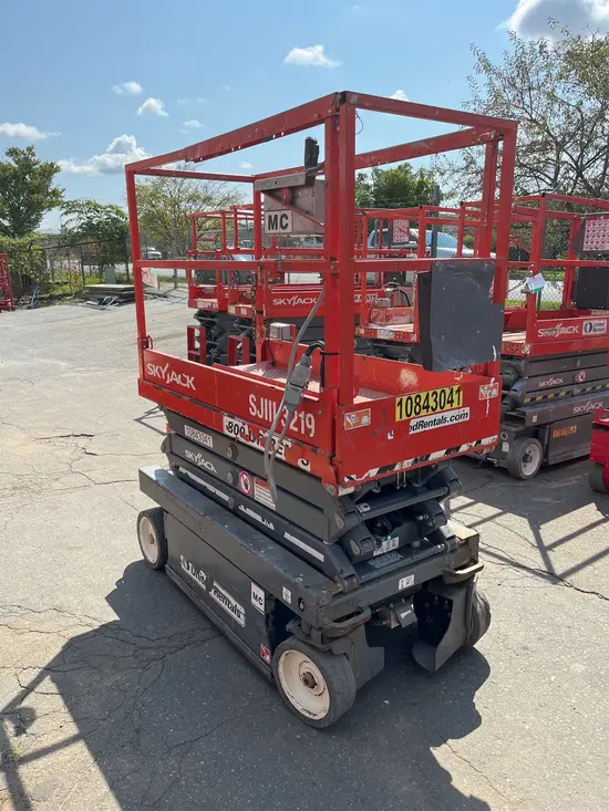 2018 Skyjack SJIII3219 Scissor Lift