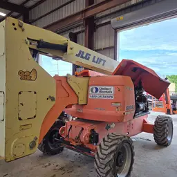2017 JLG 800AJ Articulating Boom Lift
