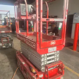 2018 MEC MICRO 19 Scissor Lift