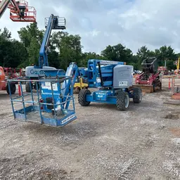 2015 Genie Z-34/22N Articulating Boom Lift