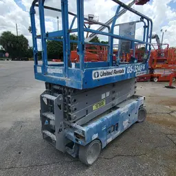 2018 Genie GS-3246 Scissor Lift