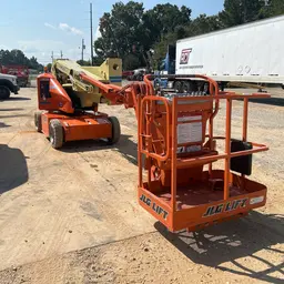2015 JLG E400AJPN Articulating Boom Lift