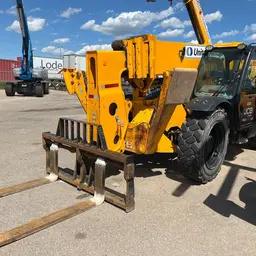 2022 JCB 512-56 Forklift