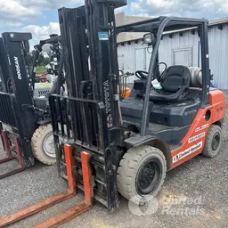 2018 Toyota 8FGU30 Warehouse Forklift