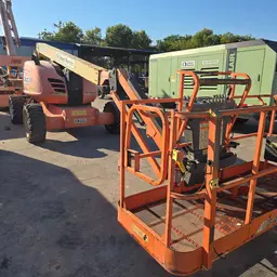 2017 JLG 600AJ Articulating Boom Lift