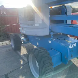 2013 Genie Z-60/34 Articulating Boom Lift