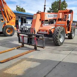 2015 SKYTRAK 6042 Forklift