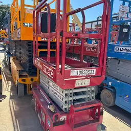 2018 MEC 1330SE Scissor Lift