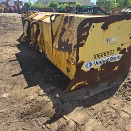2017 ATI McMillen 4800 12' SNW PS Bucket Attachment