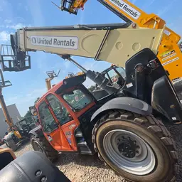 2019 JLG 1055 Forklift