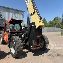 2017 JLG 742 Forklift