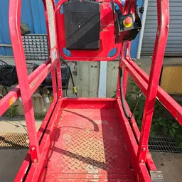2018 MEC MICRO 19 Scissor Lift
