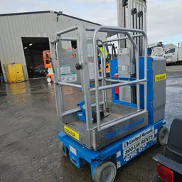 2018 Genie GR-20 Self-Propelled One-Person Lift