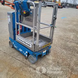 2017 Genie GR-12 Self-Propelled One-Person Lift
