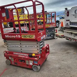 2019 MEC MICRO 19 Scissor Lift