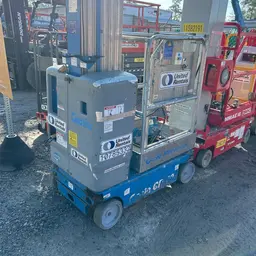2018 Genie GR-20 Self-Propelled One-Person Lift