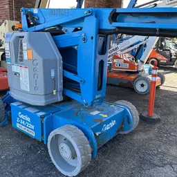 2015 Genie Z-34/22N Articulating Boom Lift