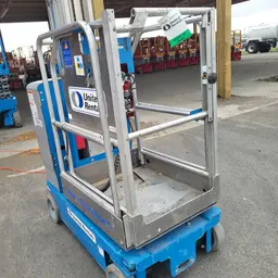 2018 Genie GR-20 Self-Propelled One-Person Lift