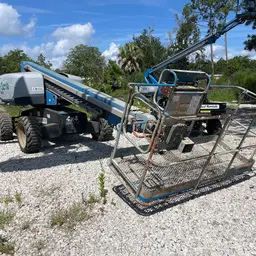 2016 Genie S-60X Boom Lift