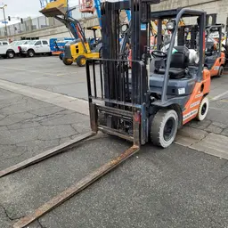 2018 Toyota 8FGU25 Warehouse Forklift