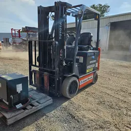2018 Toyota 8FBCU25 Warehouse Forklift