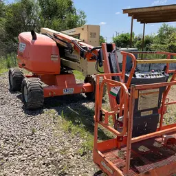2015 JLG 450AJ Articulating Boom Lift