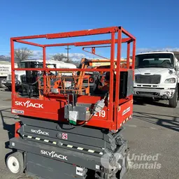 2019 Skyjack SJIII3219 Scissor Lift