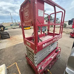 2019 MEC MICRO 19 Scissor Lift