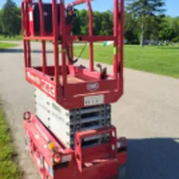 2018 MEC MICRO 19 Scissor Lift